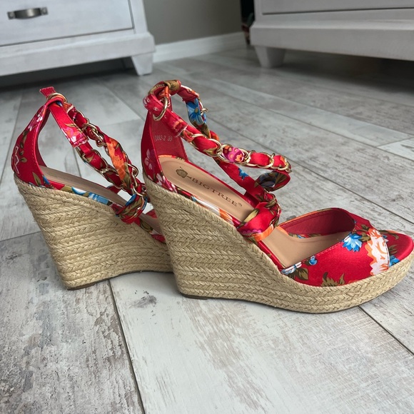 platform - Picture 5 of 6